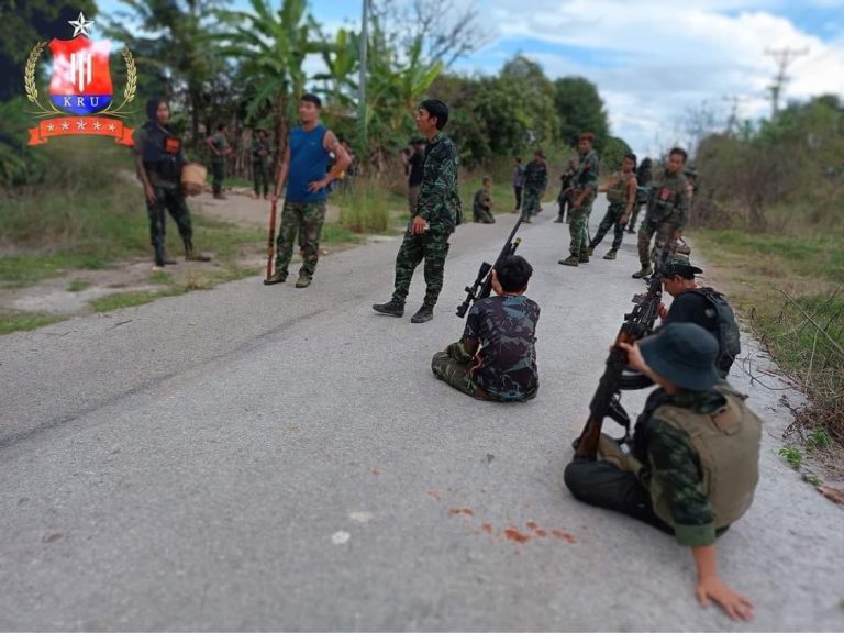 ဒီးမော့ဆိုကုန်းသာရွာ၌ တစ်နေကုန်တိုက်ပွဲပြင်းထန်ပြီး လက်နက်အင်အားမမျှ၍ ကရင်နီတပ်များ နောက်ဆုတ်ပေးရ