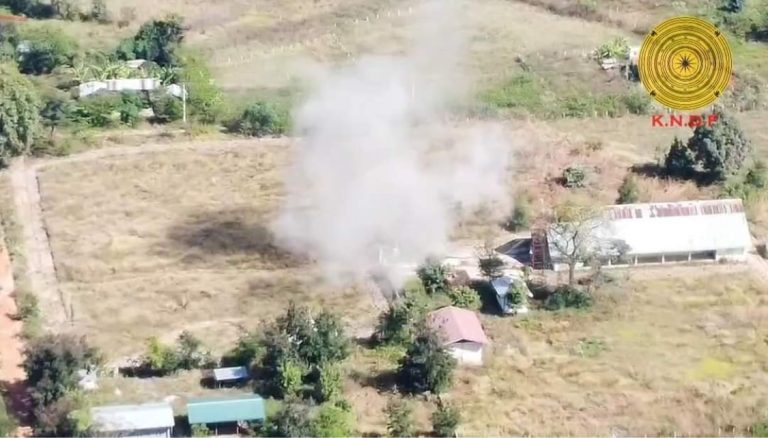 ဒီးမော့ဆိုမြို့တွင် ထိတွေ့တိုက်ပွဲဲဖြစ်ပြီး စစ်ကောင်စီတပ်ဖွဲ့ဝင် ၃၀ ဦးခန့် ထိခိုက်ဒဏ်ရာရ