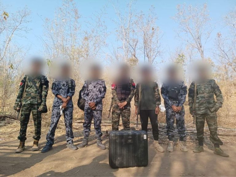 စစ်ကြောရေးစခန်းကို ကာကွယ်ရေးအဖွဲ့များဝင်တိုက် စစ်ကောင်စီဘက်မှနှစ်ဦးသေဆုံး