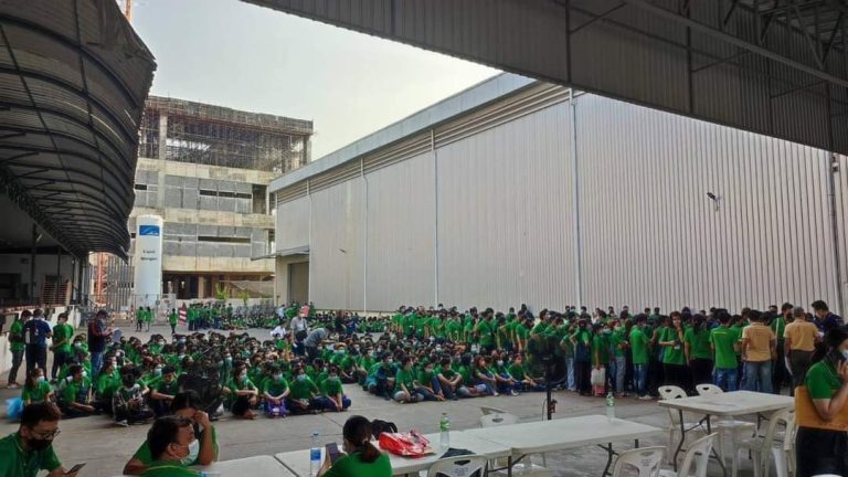 မဟာချိုင် ခယ်ကွန်းစက်ရုံက အလုပ်သမား ၁၀၀၀ ကျော်အလုပ်ဖြုတ်ခံရ