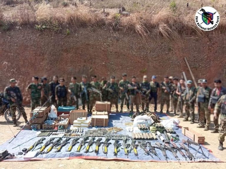 ဗားရ်စခန်းသိမ်းတိုက်ပွဲ ဗိုလ်ကြီးတစ်ဦးအပါဝင် စစ်ကောင်စီတပ်ဖွဲ့ဝင် ၁၄ ဦးသေဆုံး၍ ၁၁ ဦးဖမ်းမိ