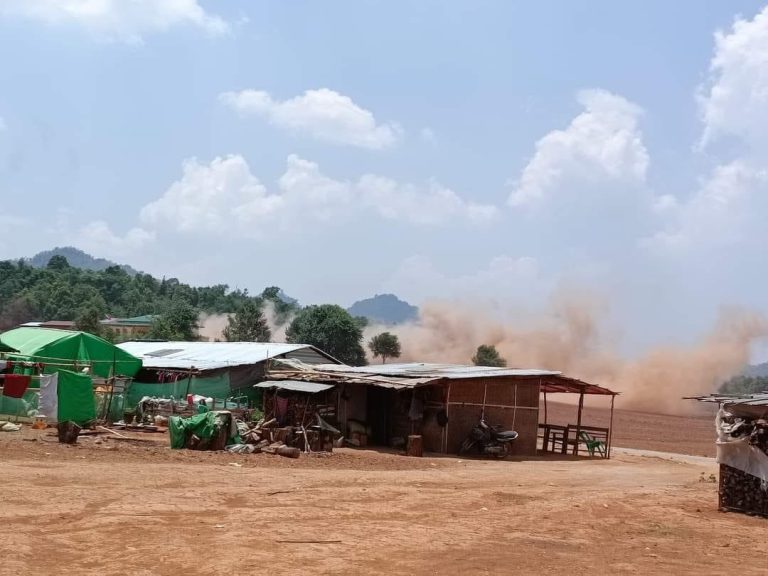 ရှမ်း-ကယားနယ်စပ်မိုးဗြဲတွင် တိုက်ပွဲပြင်းထန်နေ