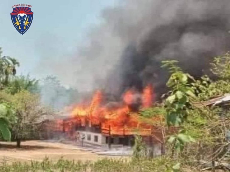 မြဝတီမြို့အနီးတွင်စစ်ရေးတင်းပြီး လက်နက်ကြီးများဖြင့် မနက်အစောပိုင်းကတည်းက တောက်လျောက်ပစ်နေ