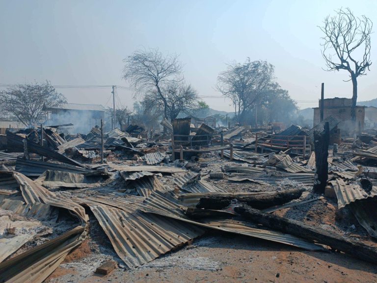 လေဖြတ်နေသည့် အမျိုးသမီးတစ်ဦး မီးလောင်သေဆုံး