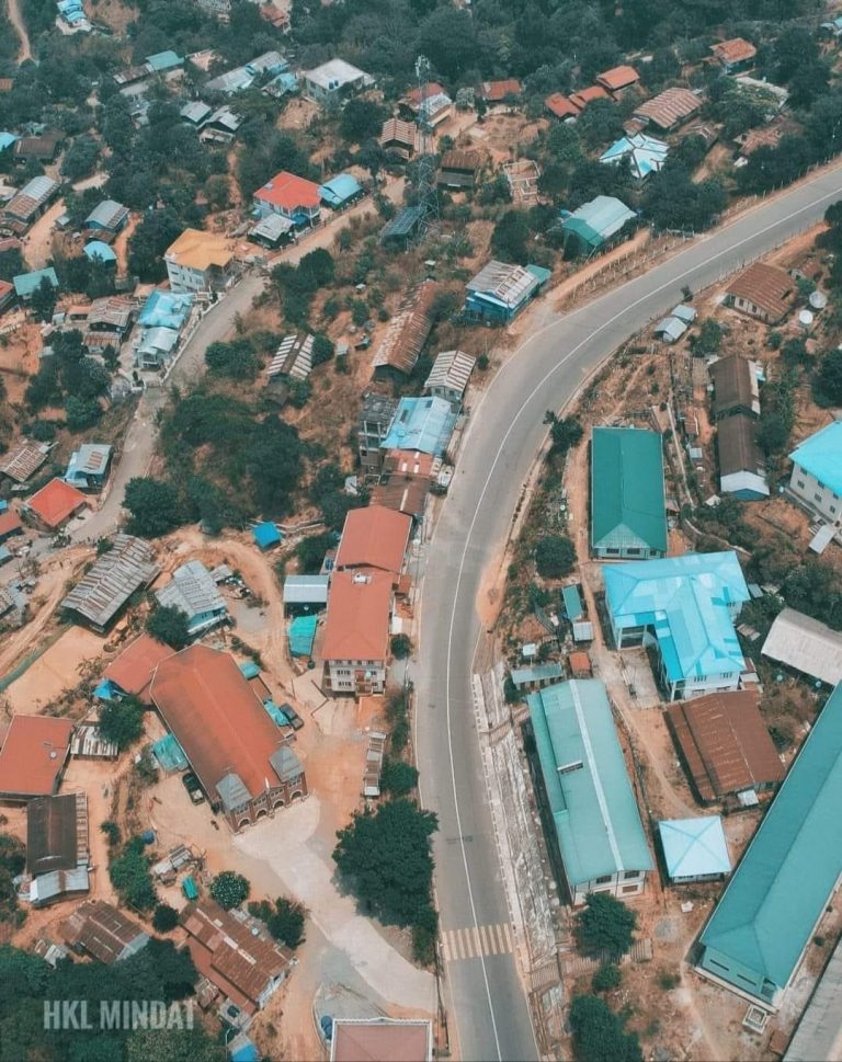 မင်းတပ်မြို့တွင်းကို လက်နက်ကြီးပစ်ခတ်မှုကြောင့် စစ်ရှောင်သက်ကြီးပိုင်းနှင့် ကလေးတို့ ဒဏ်ရာရ