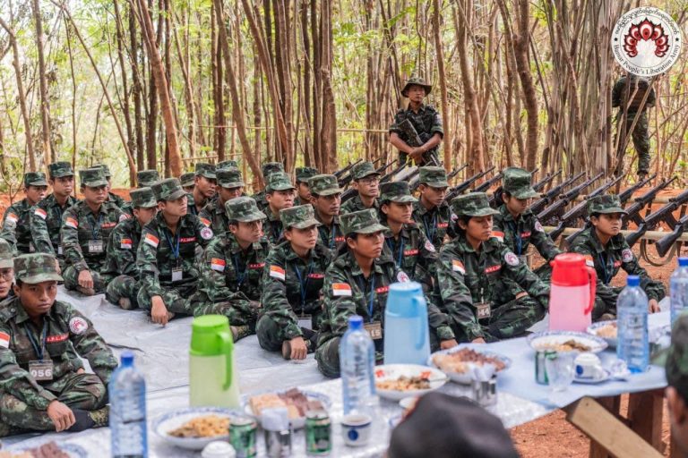 ရက္ခိုင့်တပ်တော်က BPLA ကို NCO သင်တန်းပေး