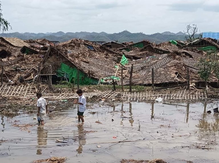 ရခိုင်လေဘေးသင့်ပြည်သူများကို NUG နှင့် ညီနောင်မဟာမိတ်အဖွဲ့များ သိန်း ၅၀၀၀ လှူဒါန်း