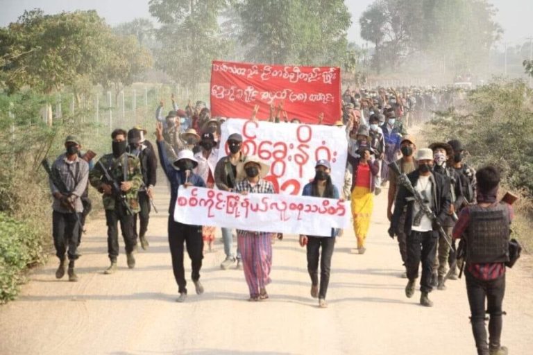 ပထမအကြိမ် စစ်ကိုင်းဖိုရမ်တွင် တိုင်းအဆင့်လွှမ်းခြုံသည့် အတိုင်ပင်ခံကောင်စီထောင်နိုင်ရန်အုတ်မြစ်ချနိုင်ခဲ့