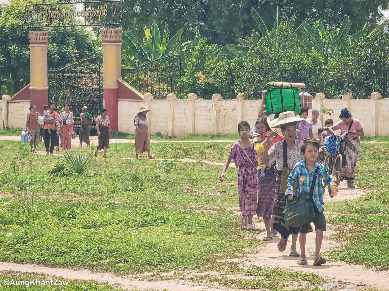 ဝမ်ပေါင်ကုမ္ပဏီအနီးက ဒေသခံ ၄၀ ကျော် လူသားဒိုင်းအဖြစ် ဖမ်းဆီးခေါ်ဆောင်ခံရ