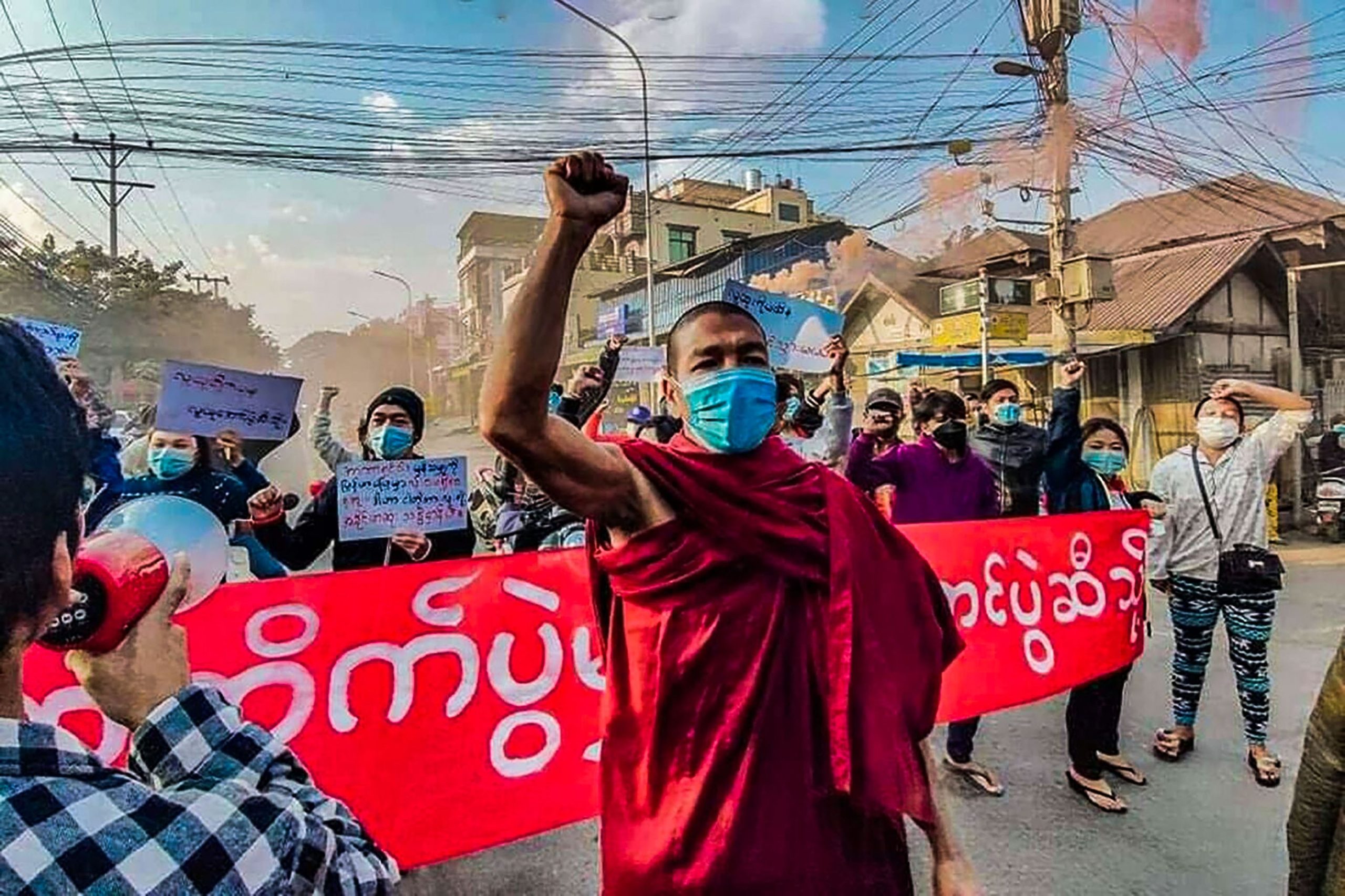 မန္တလေးသံဃာသမဂ္ဂမှ ဆန္ဒပြ သံဃာတစ်ပါးအား ၂၀၂၁ ခုနှစ်အတွင်း တွေ့ရစဉ်