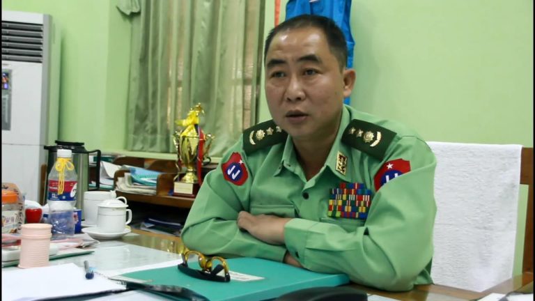 တိုက်ပွဲပြင်ထန်းနေသည့် ပြည်နယ်များက နယ်လုံဝန်ကြီးများပြောင်းရွှေ့ခံရ