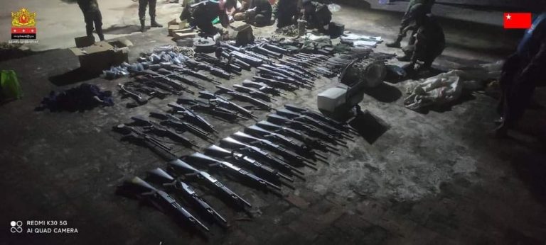 ခရိုင်မြို့ကြီး ကောလင်းမြို့အား ကာကွယ်ရေးတပ်များ သိမ်းပိုက်၊ လက်နက်အများအပြားရရှိ