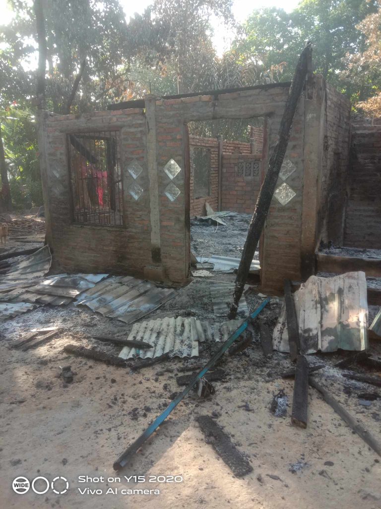 လောင်းလုံးမြို့ ကျေးရွာတချို့ရှိနေအိမ်များတွင် မိုင်းထောင်ထားကြောင်း ကောလာဟလများထွက်ပေါ်