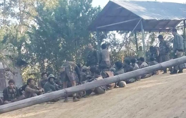 ရခိုင်ပြည်တွင် စစ်ကောင်စီတပ်က ထိုးစစ်မဆင်နိုင်တော့ဘဲ အရှုံးသာရင်ဆိုင်နေရ