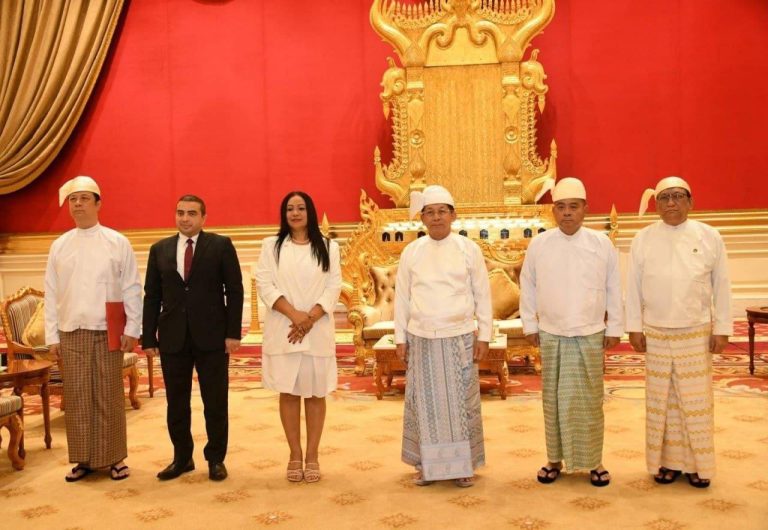 စစ်ကောင်စီက အမေရိကန်ဒေါ်လာမသုံးစွဲလိုသည့်နိုင်ငံများနှင့် ဆက်ဆံရေးတိုးမြှင့်နေ