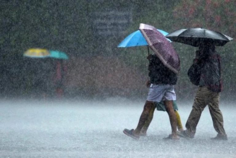 အချိန်အခါမဟုတ် မိုးရွာနိုင်ဟု မိုးဇလအသိပေး