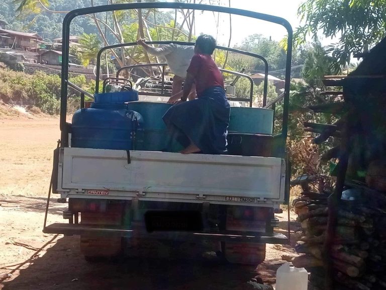 ဒီးမော့ဆိုအနောက်ခြမ်း စစ်ရှောင်စခန်းများ သောက်သုံးရေခက်ခဲနေ