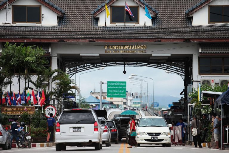 မြန်မာ့အကြပ်အတည်းကြောင့် နယ်စပ်ကုန်သွယ်ရေးနှေးကွေးလာမည်ဟု ထိုင်း FTI ခန့်မှန်း