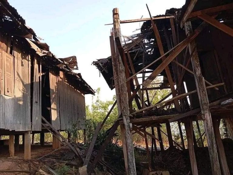 ဆီဆိုင်မြို့တိုက်ပွဲအတွင်း စစ်ကောင်စီက လက်နက်ကြီးဖြင့် အကြိမ် ၄၀ ကျော်ပစ်ခတ်