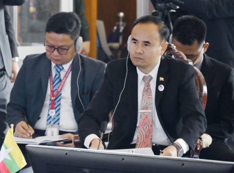 အာဆီယံကာကွယ်ရေးဝန်ကြီးများအစည်းအဝေးကို စစ်ကောင်စီအဆင့်မြင့်အရာရှိတက်ရောက်