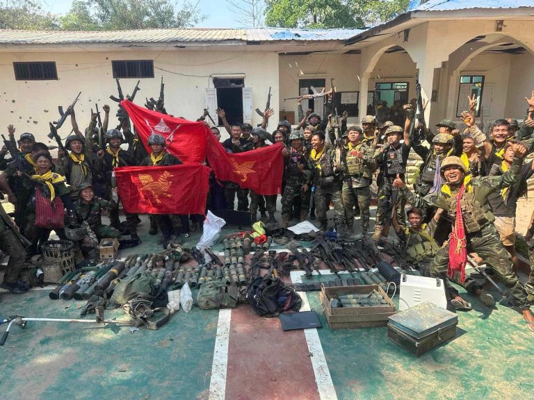 စစ်ရေးအချက်အချာကျသည့် ကော့ဘိန်းရဲစခန်း ပြန်လည်ရရှိရန် စစ်ကောင်စီတပ် ထိုးစစ်ပြင်ဆင်နေ