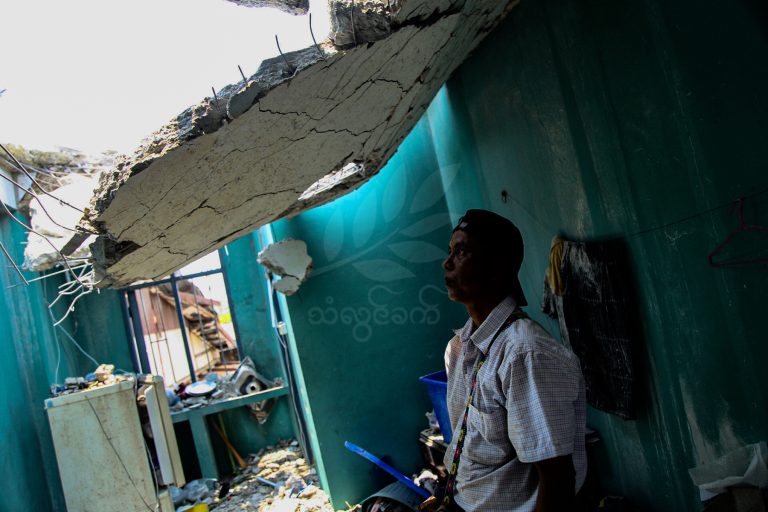 မြဝတီမြို့ ရပ်ကွက်များတွင် မပေါက်ကွဲသေးသည့် လက်နက်ကြီးများ ကျန်ရှိ