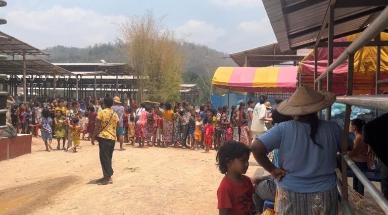 မြဝတီသို့ အချိန်မီ ပြန်မဝင်နိုင်သည့် ရွှေပိတောက်မြိုင်ကုမ္ပဏီ အလုပ်သမားများ အလုပ်ထုတ်ခံရ