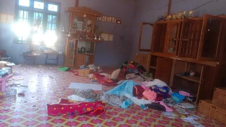 တော်လှန်ရေးတွင်ပါဝင်နေသည်ဟုဆိုကာ PNLO စစ်ဦးစီးချုပ်နှင့် တပ်ဖွဲ့ဝင်များ၏ မိသားစုနေအိမ်များ ဖျက်စီးခံရ