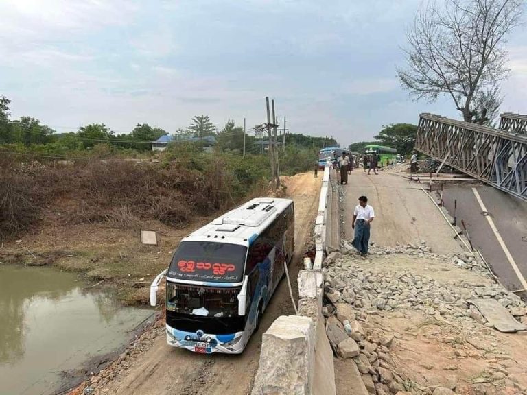 ကျုံအိတ်တံတားလမ်းလွဲက ဖြတ်သန်းခွင့်ပြုထားသော်လည်း ယာဉ်ပိတ်ဆို့မှုဖြစ်ပေါ်နေ