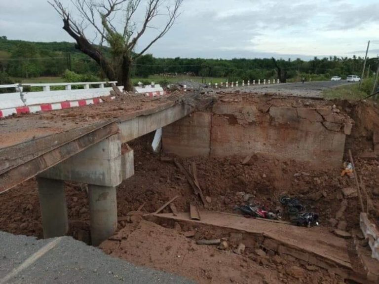 ရန်ကုန် – မော်လမြိုင်ကားလမ်းရှိ တံတားတစ်စင်း ထပ်မံ မိုင်းခွဲခံရ