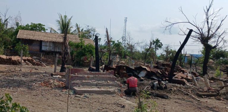 ရခိုင်ပြည်နယ်ကစစ်ဘေးရှောင်များအတွက် အမိုးအကာများအရေးပေါ်လိုအပ်