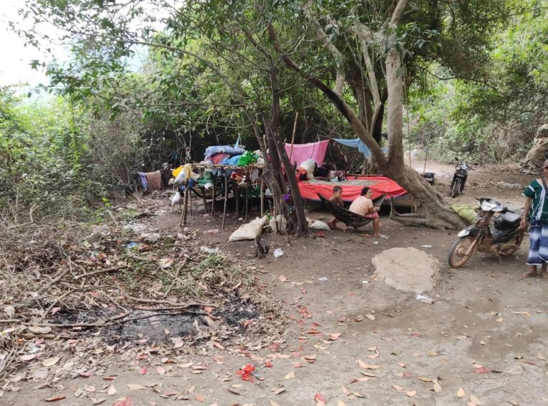 စစ်ကောင်စီက စစ်ကြောင်းထိုး၊ လက်နက်ကြီးပစ်ခတ်မှုတွေကြောင့် ကျိုက်ထိုစစ်ရှောင်ဦးရေ ၁ သောင်းကျော်ရှိလာ