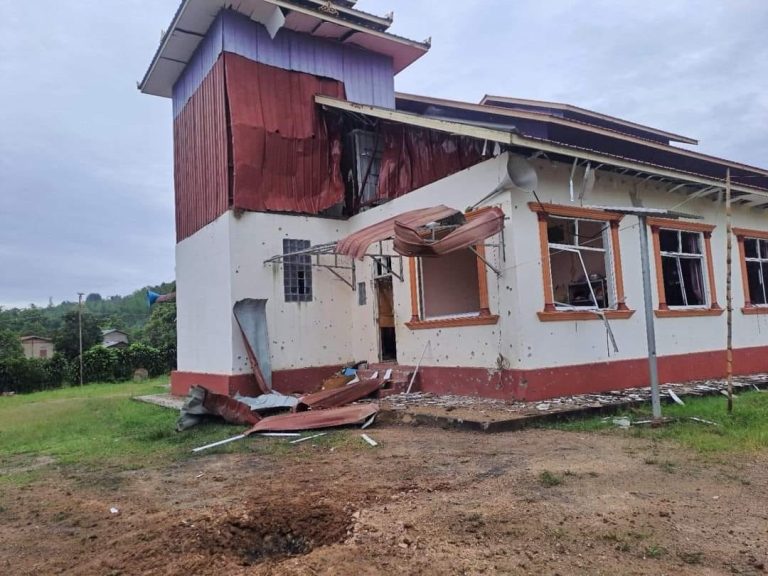 တိုက်ပွဲကြောင့် လားရှိုးမြို့၊ နမ့်ပေါင်ကျေးရွာဒေသခံ နှစ်ဦးသေဆုံးကာ လေးဦးထိခိုက်