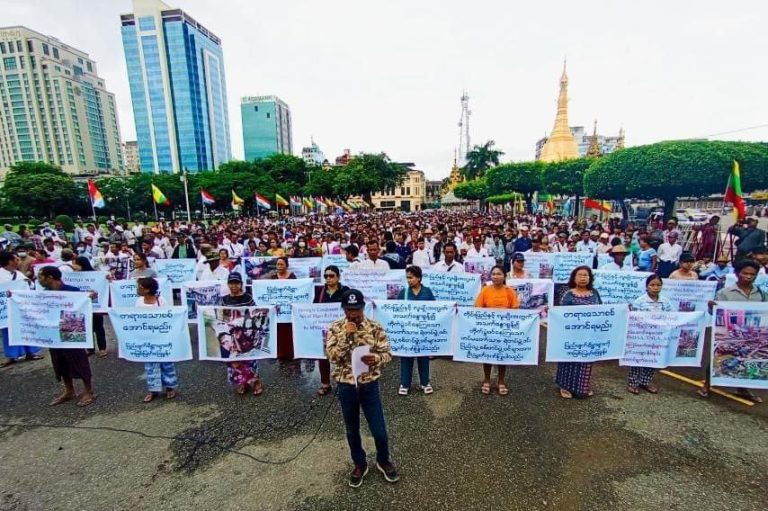 စစ်တပ်က ညွန်ကြားချက်ဖြင့် တပ်ထောက်ခံပွဲများ ပြန်လည်ထွက်ပေါ်လာ