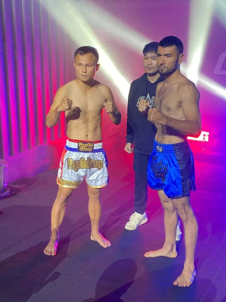 ဒီနေ့ည သွေးသစ်ဝင်းလှိုင်ပွဲရှိပါတယ်