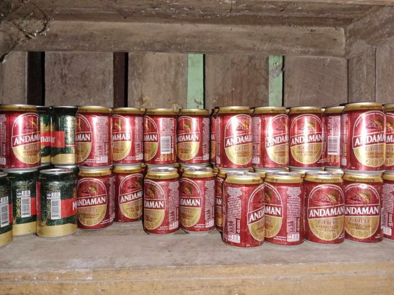 ရခိုင်တွင် အရက်သေစာ တင်သွင်းခွင့် ULA စတင်ပိတ်ပင်