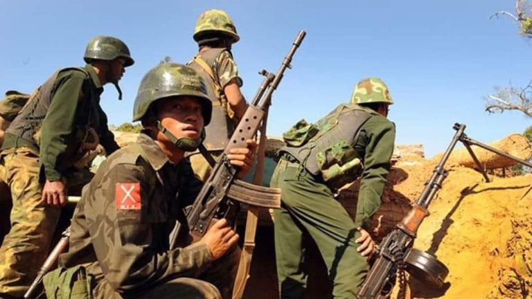 ဖားကန့်တွင် တိုက်ပွဲဆက်လက်ဖြစ်ပွားနေ