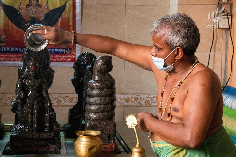 ဟိန္ဒူဘာသာဝင်တွေအလေးအမြတ်ထားရာ ဒီပါဝလီရက်မြတ်