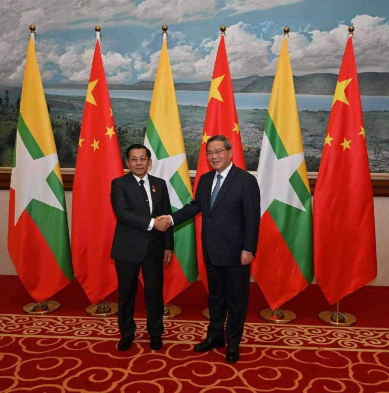 ညီနောင်သုံးဖွဲ့အတွက် ငြိမ်းချမ်းရေးတံခါးအမြဲဖွင့်ထားသည်ဟု တရုတ်ကို စစ်ခေါင်းဆောင်ပြော