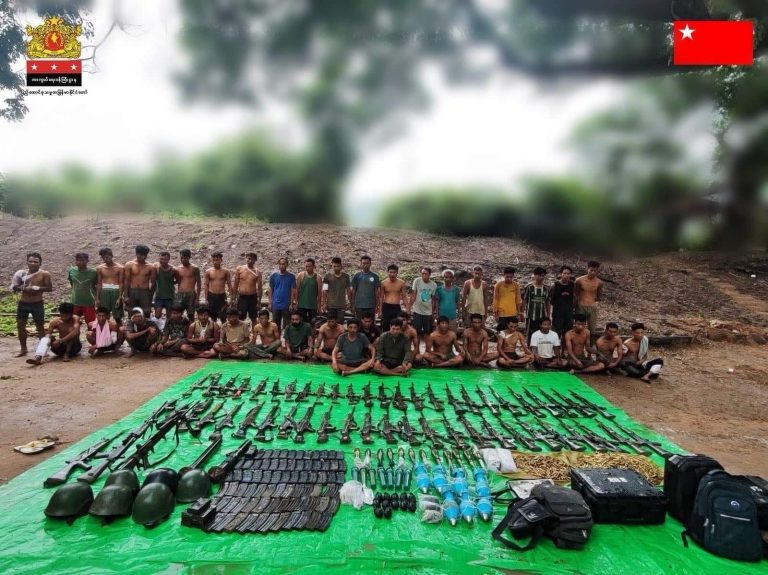 ၂လအတွင်း စစ်ကောင်စီတပ်ဖွဲ့ဝင် ၅၀ ခန့် ဘက်ပြောင်းခိုလှုံ