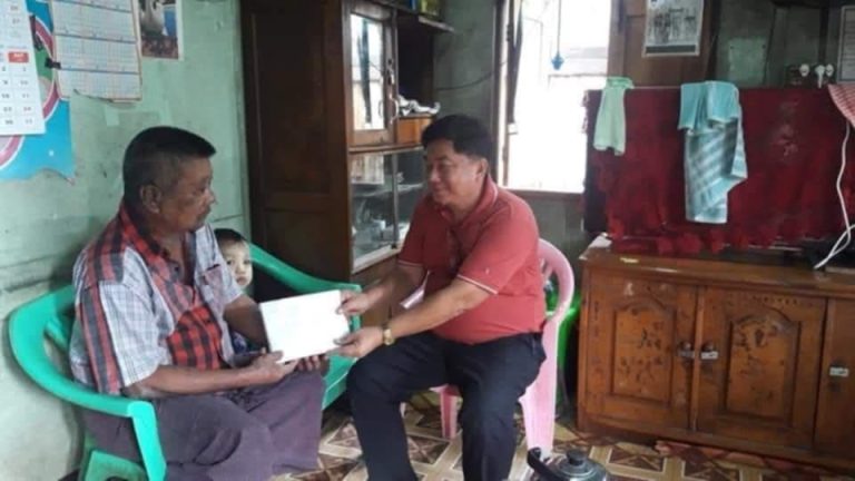 မြန်မာ့ရိုးရာလက်ဝှေ့ ခုံဒိုင်ချုပ် ဦးဒေါင်းနီ ကွယ်လွန်