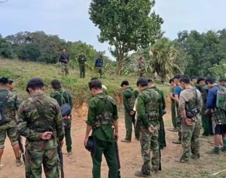 ကချင်ပြည်နယ်တွင် စစ်ကောင်စီ၏ ကာကင်းစခန်းများကို KIA သိမ်းပိုက်