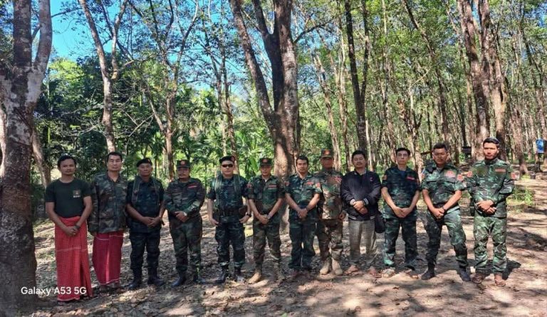 တစ်ခုတည်းသော မွန်တပ်တော် ဖွဲ့စည်းရန် မွန်အခြေပြု တပ်ဖွဲ့ ၄ဖွဲ့ပူးပေါင်းမည်