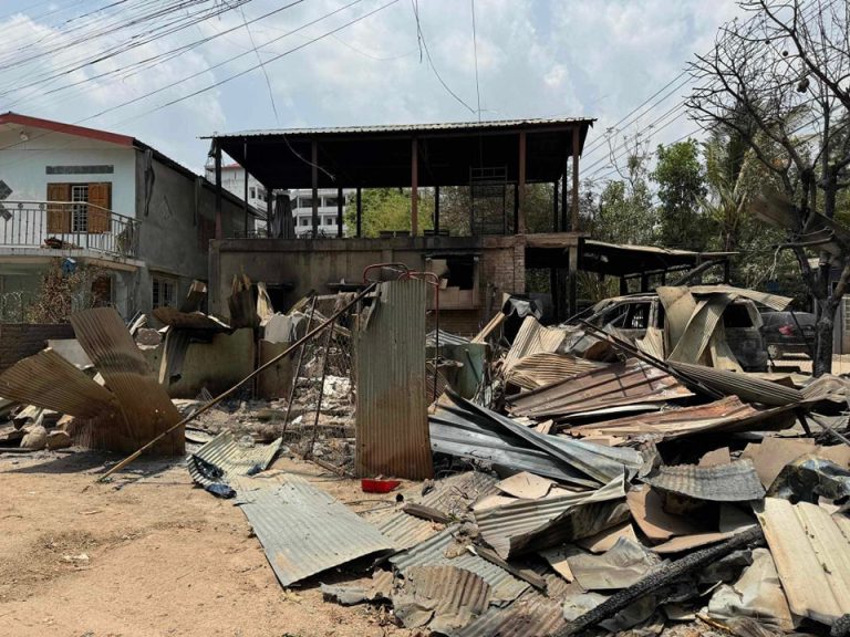 တိုက်ပွဲဖြစ်ပွားခြင်းမရှိဘဲ လေယာဥ်ကြဲချမှုကြောင့် တဘလုခို့ခီးဒေသခံတစ်ဦး သေဆုံး