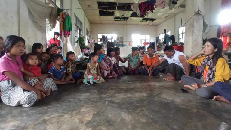 ကျောက်ဖြူတွင် စစ်ဘေးရှောင် သုံးထောင်ကျော် စားနပ်ရိက္ခာ အခက်ကြုံနေ