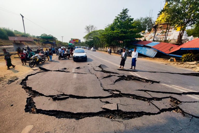 လုံခြုံရေးအကြောင်းပြကာ စစ်ကိုင်းမြို့သို့ ဝင်ထွက်ခွင့် ကန့်သတ်