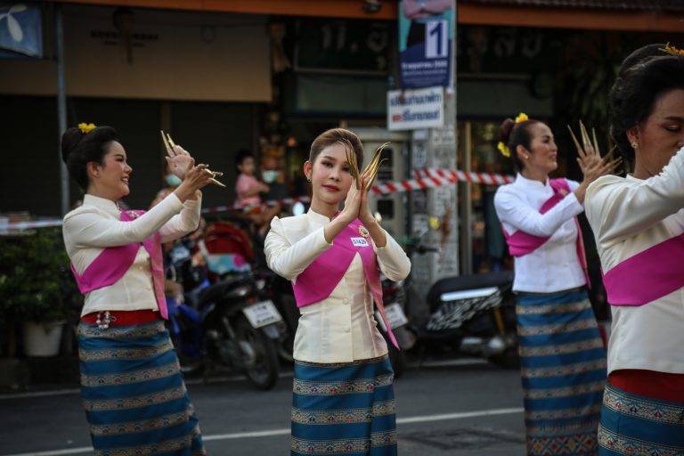 လူ ၇ ထောင်ကျော် ကပြခဲ့သည့် ချင်းမိုင် လန့်နားရိုးရာ အက ကမ္ဘာ့စံချိန်တင်