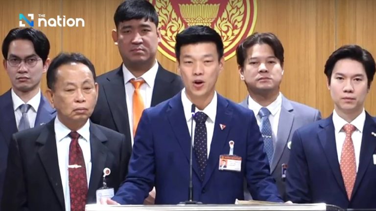 ထိုင်းလွှတ်တော်ကို ဖျက်သိမ်းပြီး ရွေးကောက်ပွဲပြန်ကျင်းပဖို့ ထိုင်းအတိုက်အခံပါတီ တောင်းဆို