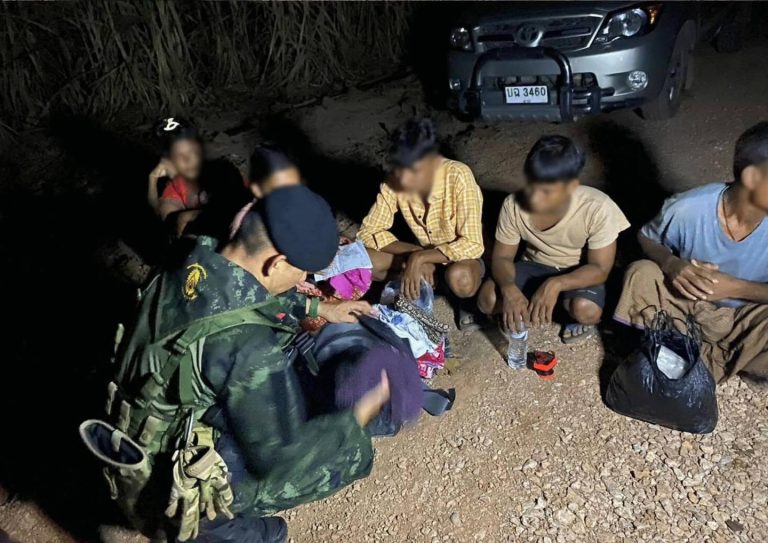 နယ်စပ်ဖြတ်ကျော်လာသူ မြန်မာ ၈ ဦး ဖမ်းဆီးခံရ