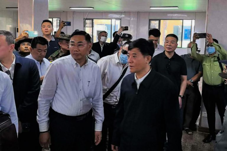 တရုတ်ကျားဖြန့်လုပ်သားတွေကို KK Parkနှင့် ရွှေကုက္ကိုလ်မှာ တရုတ်ဝန်ကြီး သွားရောက်တွေ့ဆုံ